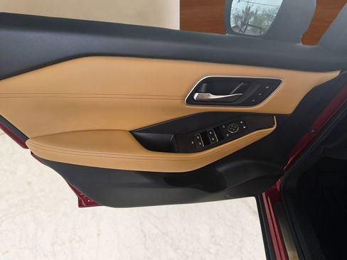 Used 2023 Nissan Rogue Platinum w/ Platinum Premium Package image 62