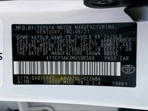 Used 2021 Toyota Camry LE image 31