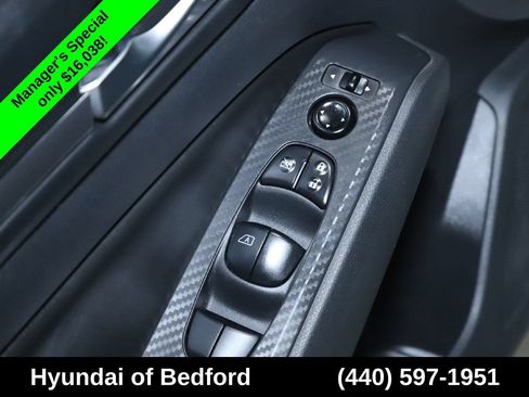 Used 2024 Nissan Altima 2.5 S FWD image 17