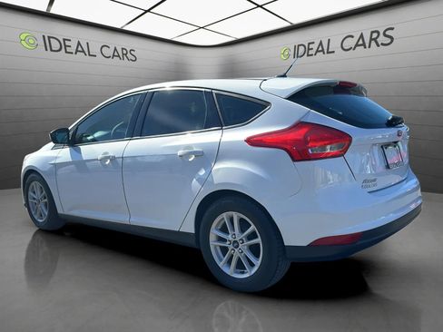 Used 2018 Ford Focus SE FWD image 7