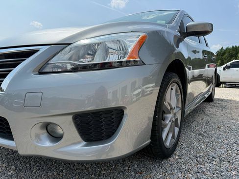 Used 2014 Nissan Sentra SR w/ SR Driver Package FWD image 10