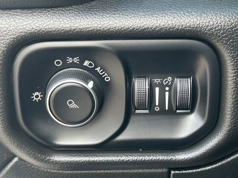 Used 2019 RAM 3500 Big Horn AWD/4WD image 26