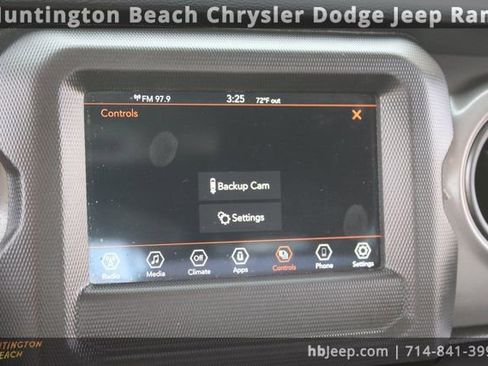 Used 2022 Jeep Wrangler Unlimited Sport image 27