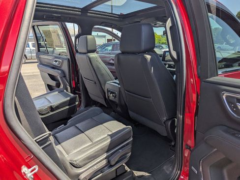 Used 2023 Chevrolet Tahoe LT AWD/4WD image 30