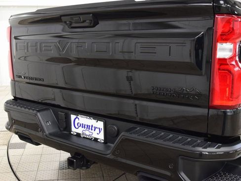 Used 2025 Chevrolet Silverado 1500 High Country w/ Midnight Edition AWD/4WD image 21