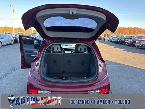 Used 2021 Chevrolet Bolt LT image 39