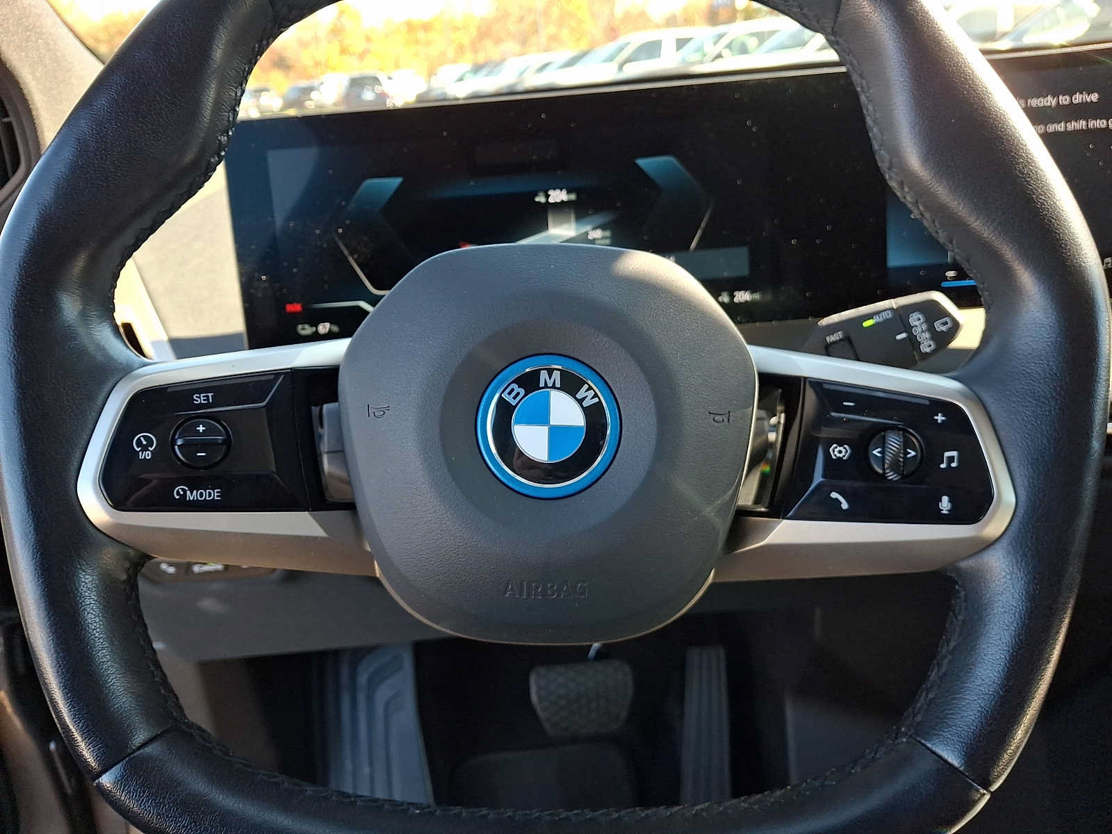 Used 2024 BMW iX xDrive50 w/ Premium Package AWD/4WD image 20