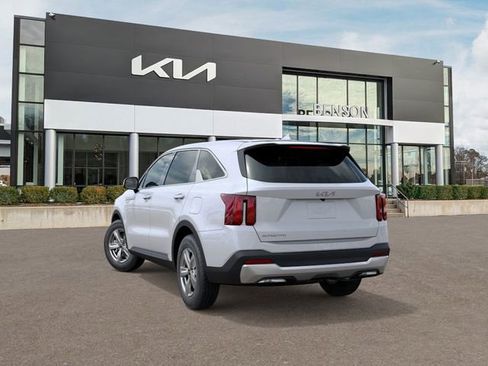 New 2026 Kia Sorento LX FWD image 5