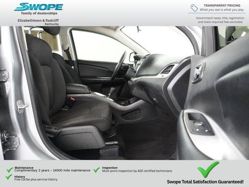 Used 2018 Dodge Journey SE w/ Blacktop Package FWD image 9
