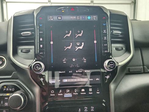 New 2026 RAM 1500 4x4 Crew Cab image 28