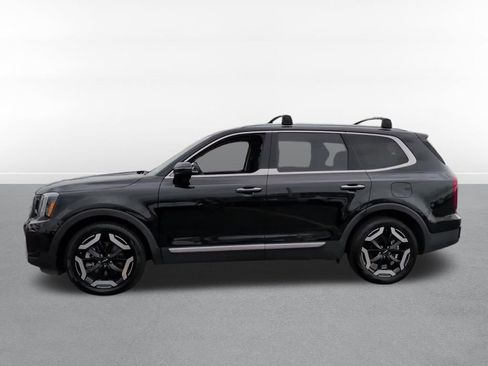 Used 2025 Kia Telluride S AWD/4WD image 3