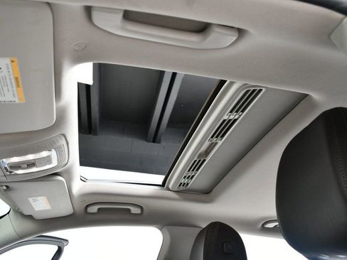 Used 2020 Mercedes-Benz GLE 350 4MATIC image 6