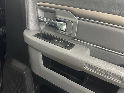 Used 2018 RAM 1500 Big Horn image 36