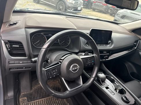 Used 2023 Nissan Rogue SL AWD/4WD image 10