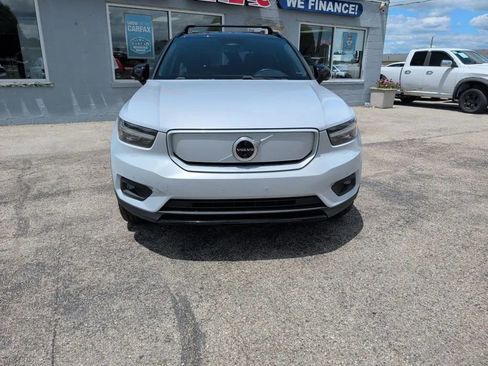 Used 2021 Volvo XC40 P8 Recharge w/ Advanced Package AWD/4WD image 11