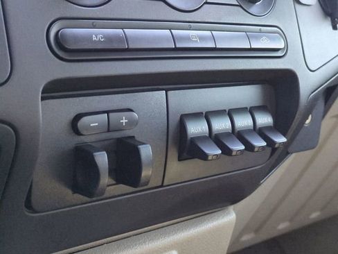 Used 2010 Ford F250 XLT image 22