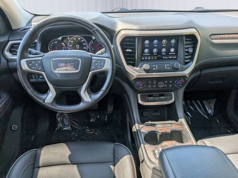 Used 2020 GMC Acadia Denali w/ Technology Package AWD/4WD image 17
