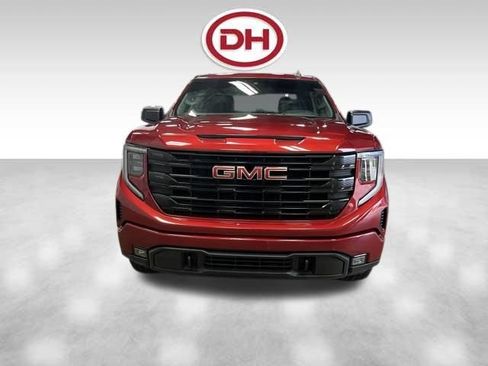 Used 2023 GMC Sierra 1500 Elevation AWD/4WD image 6