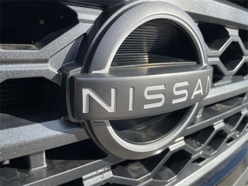 Used 2022 Nissan Frontier SV image 29