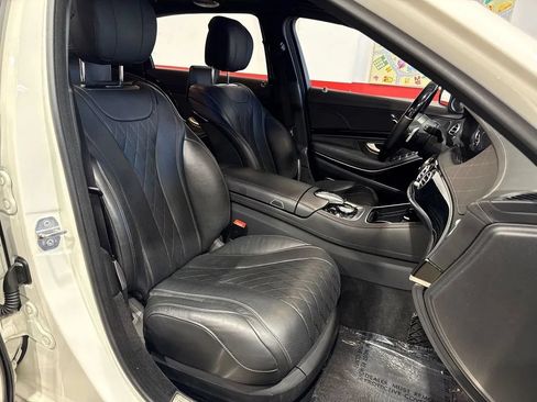 Used 2019 Mercedes-Benz Maybach S 560 4MATIC image 15