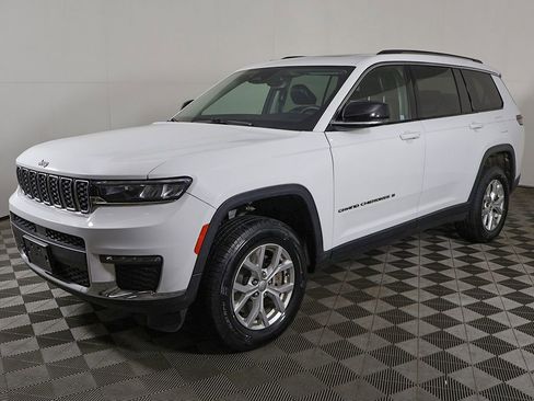 Used 2023 Jeep Grand Cherokee L Limited AWD/4WD image 10