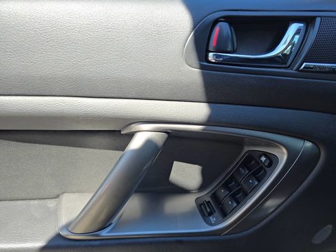 Used 2009 Subaru Legacy 2.5i Special Edition image 5