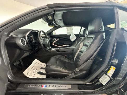 Used 2018 Chevrolet Camaro SS RWD image 2