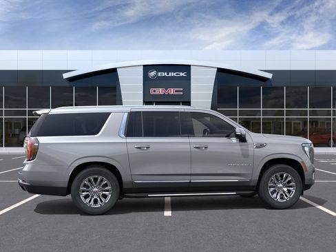 New 2026 GMC Yukon XL Denali w/ Advanced Technology Package AWD/4WD image 5