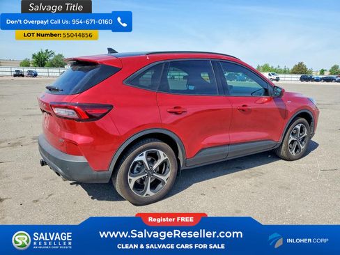 Used 2025 Ford Escape ST-Line Select w/ Tech Pack #2 AWD/4WD image 4