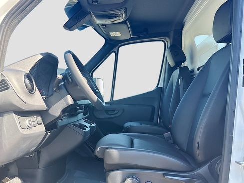 Used 2024 Mercedes-Benz Sprinter 3500 image 12