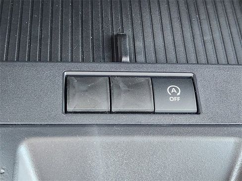 New 2026 Toyota Corolla Cross L image 15