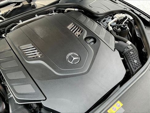 Used 2019 Mercedes-Benz S 560 4MATIC Coupe image 31