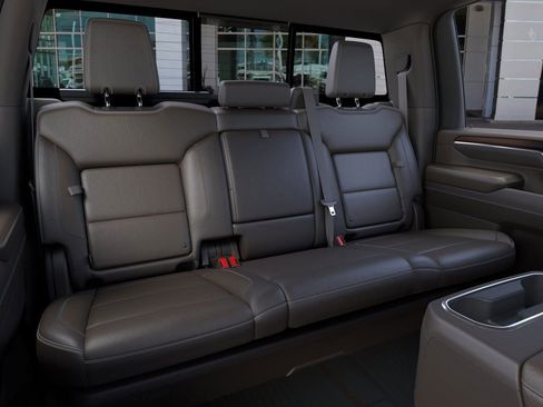 New 2026 GMC Sierra 3500 Denali w/ Denali Reserve Package image 17