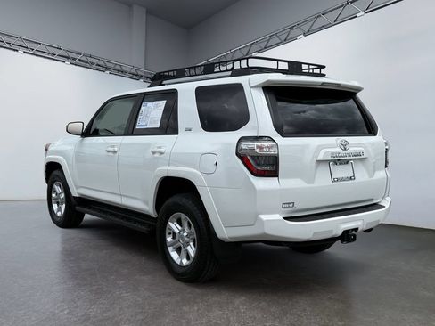 Used 2023 Toyota 4Runner SR5 AWD/4WD image 5