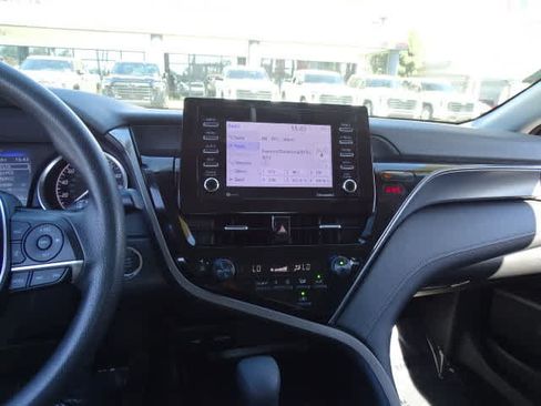 Used 2023 Toyota Camry LE w/ Convenience Package FWD image 26
