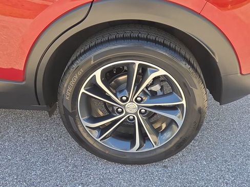 Certified 2023 Buick Encore GX Select image 8