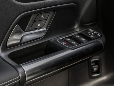 New 2026 Mercedes-Benz GLA 250 4MATIC image 13