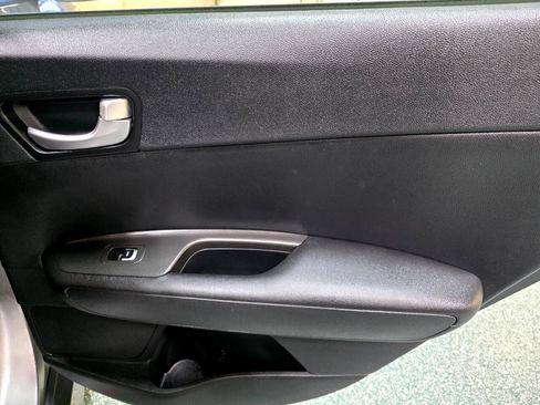 Used 2016 Kia Optima LX image 23