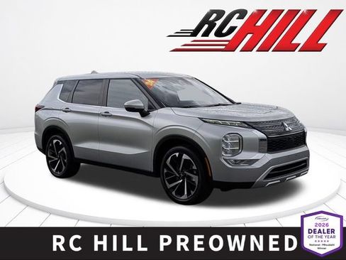 Used 2024 Mitsubishi Outlander SE FWD image 1