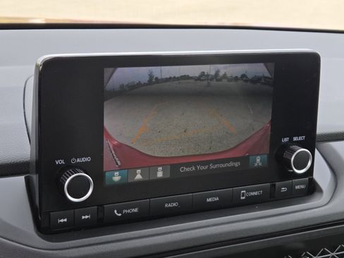 Used 2023 Honda Accord EX image 9