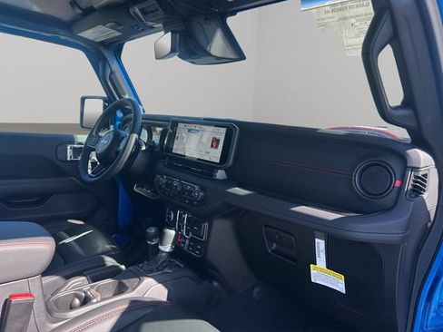 New 2026 Jeep Gladiator Rubicon AWD/4WD image 26