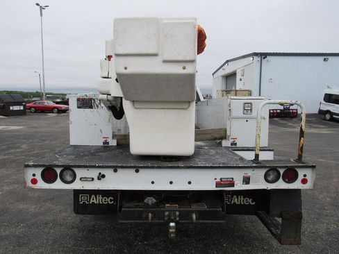 Used 2019 Ford F550 2WD Regular Cab Super Duty w/ Snow Plow Prep Package image 3