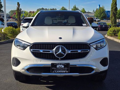 Used 2023 Mercedes-Benz GLC 300 4MATIC image 9