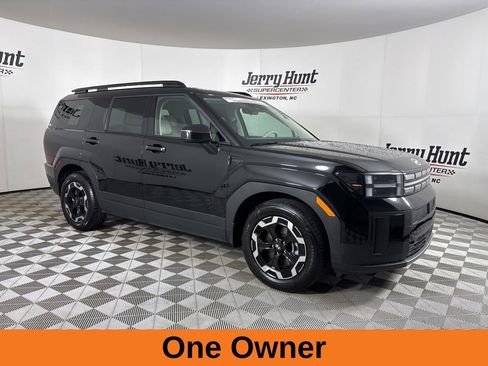 Used 2025 Hyundai Santa Fe SEL image 4