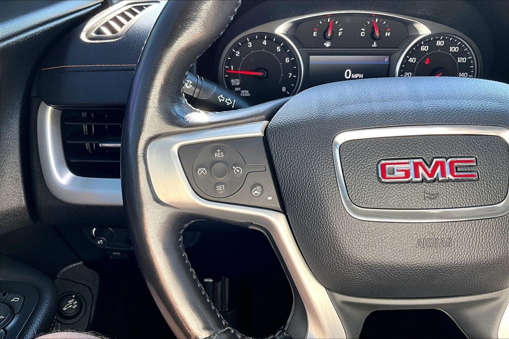 Used 2019 GMC Terrain SLT w/ Preferred Package AWD/4WD image 17