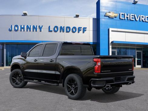 New 2026 Chevrolet Silverado 1500 RST w/ Z71 Off-Road Package AWD/4WD image 3