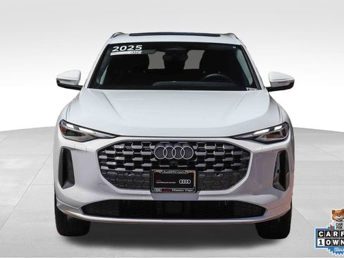 Certified 2025 Audi Q5 Premium w/ Convenience Package AWD/4WD image 2