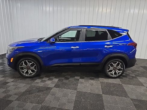 Used 2022 Kia Seltos SX w/ Sunroof Package AWD/4WD image 5