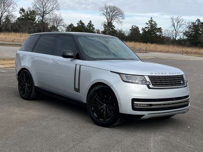 Used 2025 Land Rover Range Rover SE