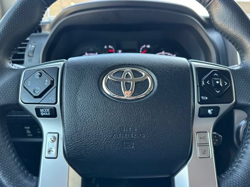 Used 2024 Toyota 4Runner SR5 RWD image 31
